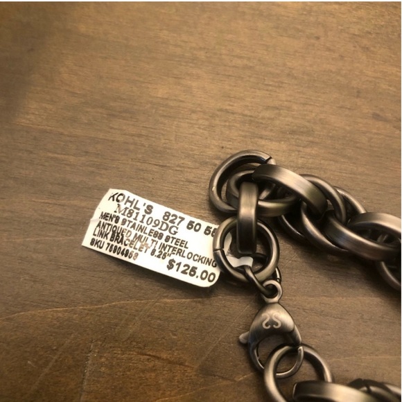 Focus For Men Antiqued Interlocking Bracelet - Picture 11 of 12